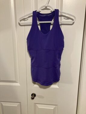 #154 Lululemon Power Y Tank Yoga Top Racerback Built in Bra, Purple, Size Small